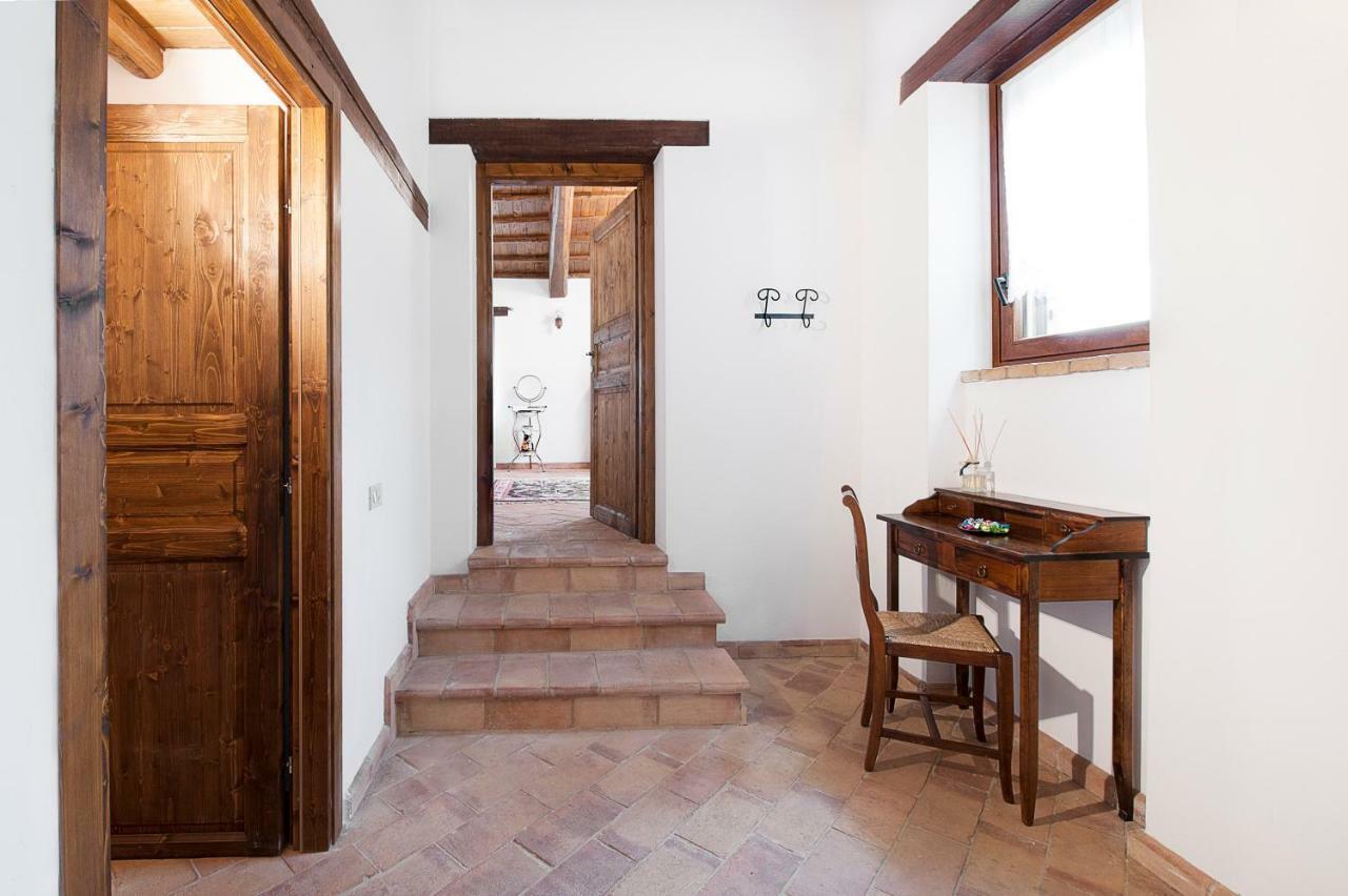 Casale Le Orme Bed & Breakfast Todi Eksteriør bilde